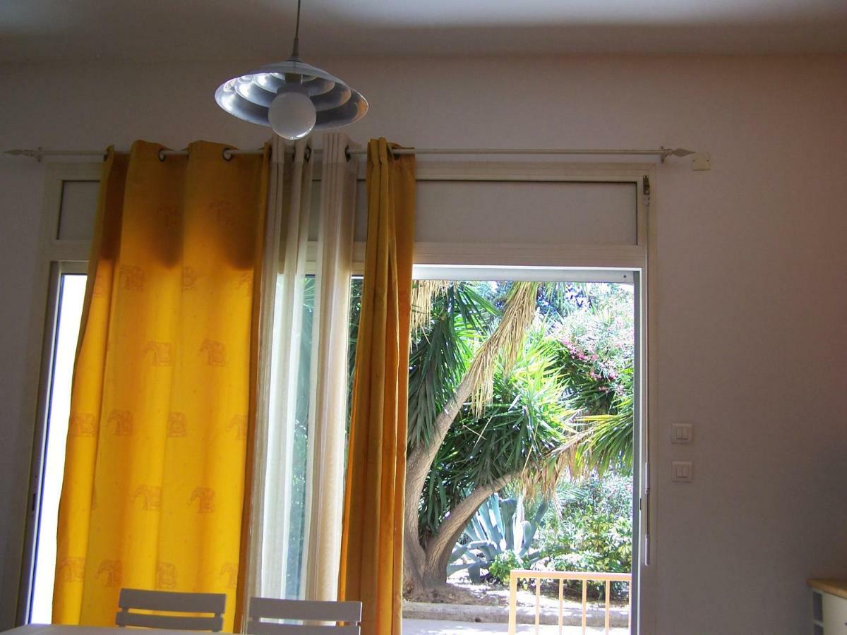 Grand Studio-Loft-Grand Parking-Climatise-Proche Centre Ajaccio  Bagian luar foto
