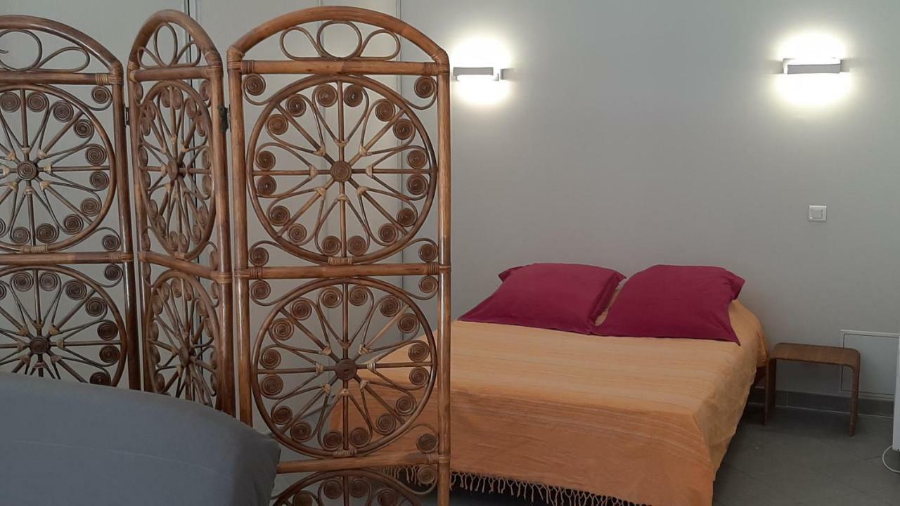 Grand Studio-Loft-Grand Parking-Climatise-Proche Centre Ajaccio  Bagian luar foto