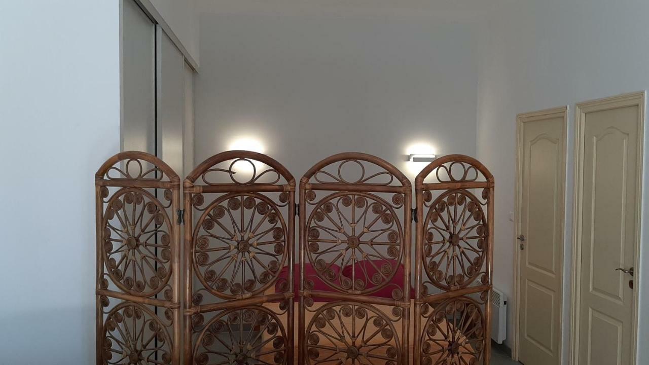 Grand Studio-Loft-Grand Parking-Climatise-Proche Centre Ajaccio  Bagian luar foto